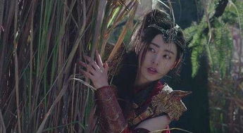 阴森古宅与小燕子的奇异交汇