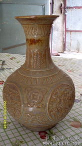 陶瓷花瓶与古玩文物的妙用