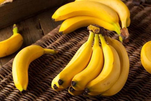 女人梦见捡香蕉是什么吉凶预兆？
