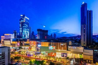 美食广场：舌尖上的杭州融合（但总觉得少了点啥）