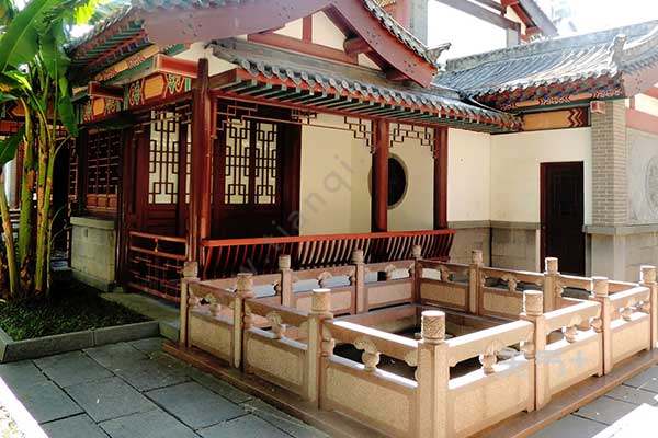 门票价钱：40元，  泉城之韵，尽在脚下