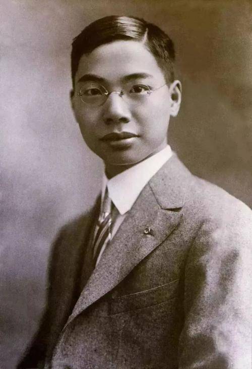茅以升：桥梁之父，铁与血的诗人