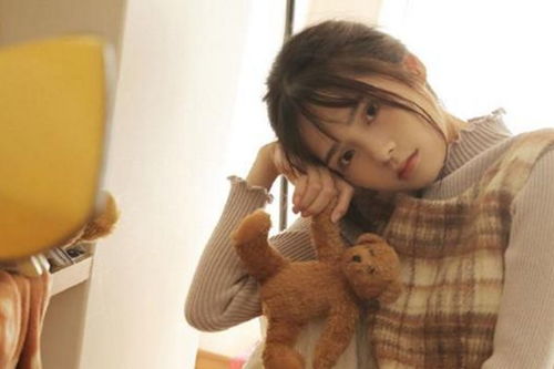 属兔男性在婚姻中是否特别宠爱妻子，以及他们为何有时显得对妻子冷淡？