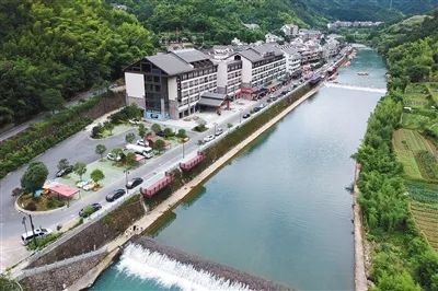 美食推荐：辣得你流泪，甜得你心碎