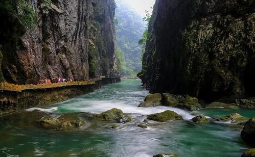 天河潭：山水之间的仙境（其实是水较深三米的较大坑）