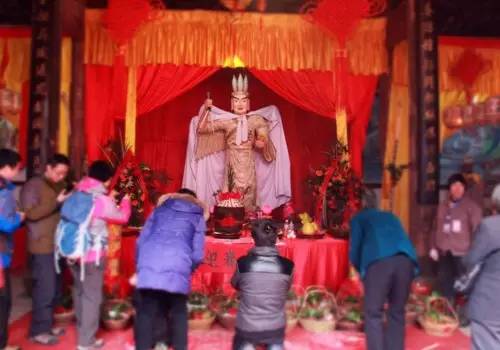 2026年七月祭太岁吉日是哪一天？什么时间拜太岁最吉利？
