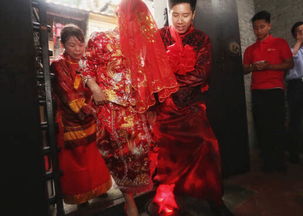 传统婚俗焕新颜，现代元素融订婚喜！