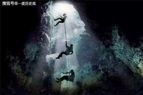 夜幕降临， 古墓深厚处