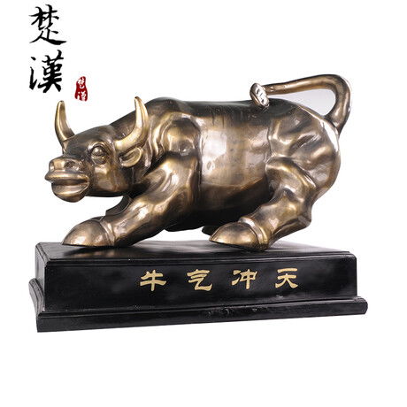 摆件铜牛Neng放在家里吗风水好吗,纯铜牛摆件大小对风水的影响