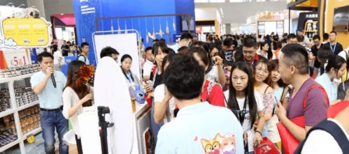 展会现场：毛孩子的天堂与地狱