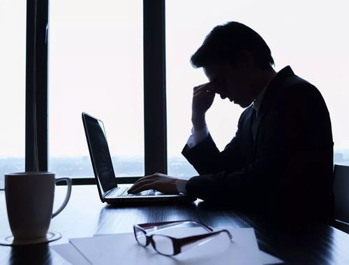 男人哪种事业线深预示能成就大业？