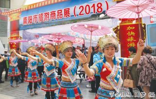 奇怪的小吃摊