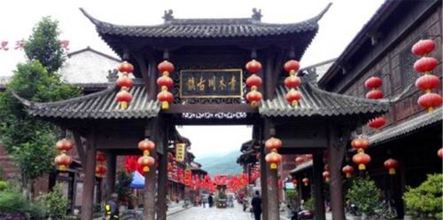 三、探秘千年秘境：到底有什么秘密？