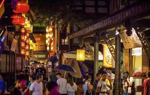 贝宁村：洛美夜市中的黄金地段