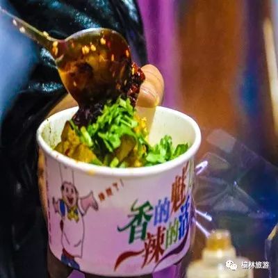 震惊！2026年夫子庙美食黑幕大曝光，这些店千万别去