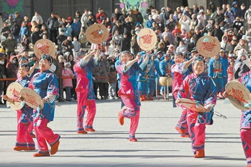 “打盾风俗揭秘：中国节日传统亮点”