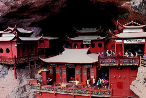 神秘的黄龙潭寺