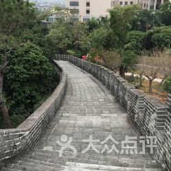 云阳龙岗景区：同名不同命的