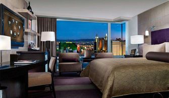 一、 选址纠结症爆发：到底是住市中心还是躲清静？