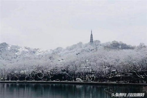 断桥残雪：许仙和白娘子相遇的地方， 虽然现在没有雪
