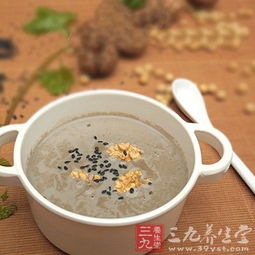 3. 黑芝麻豆浆 - 养生又好喝