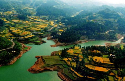 移动的风景画：12.2公里的视觉盛宴