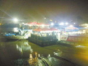 一、 桥头海鲜夜市——“泥巴味”才是真香