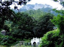 二、 玲珑山的神秘面纱：历史持续发展较深处的保密