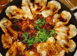 地锅鸡：暖胃又暖心的滋味