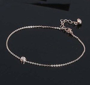 脚链的奥秘：从风水命理看脚上带链子的深层寓意