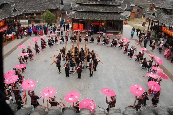 三江壮族节日：民俗盛宴，壮族风情，百度热搜！