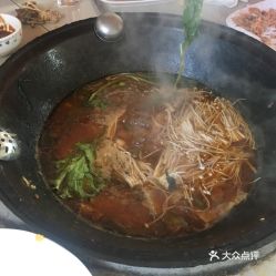 正宗东北锅台鱼的制作工艺