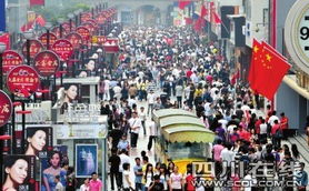 五、夜间旅游网红打卡地：夜生活新篇章？还是嘈杂拥挤的闹市区