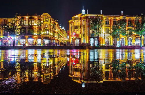 夜幕下的台儿庄古城， 灯火辉煌