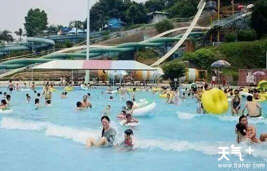 2.2 水上乐园