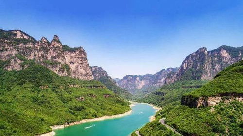 天水的魔幻现实：排队三小时，拍照三分钟