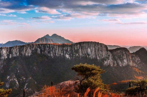 夜爬泰山， 门票之疑——一个令人挠头的开端