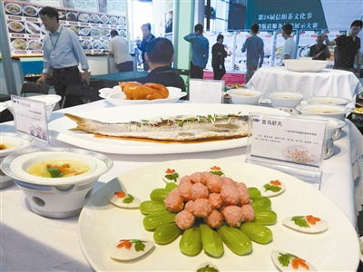 茶香四溢：体验成都慢悠悠的生活