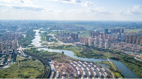 一、 工业遗迹：废墟里的活力