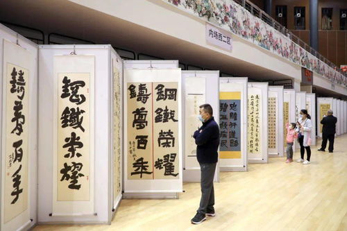 二、 文化底蕴是墨，但要放肆涂抹