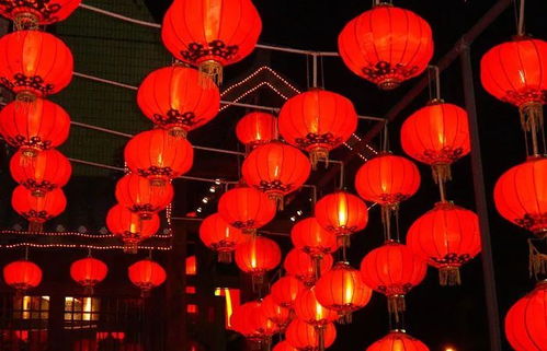 天灯放飞翻车现场！这届网友太会整活