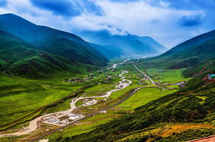 一、 稻城亚丁的“高”不仅仅是风景