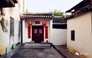 一、 杂糅式建筑风格：清末民初+明清残影+现代砖瓦混搭