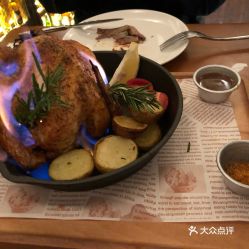 COMMUNE(珠江新城店)：喝酒吃肉的好去处
