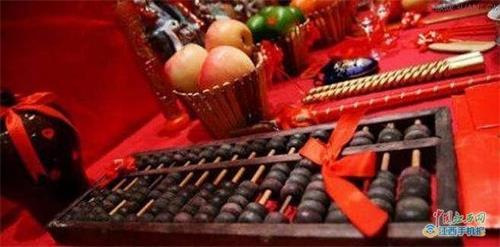 中国年味大揭秘：各地独特过年风俗盘点