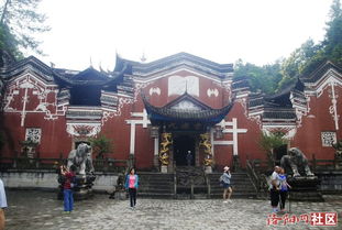 第二站：土司城——千年古堡的“尬聊”体验