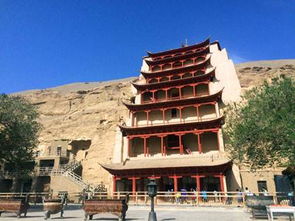 水墨画卷中的金山寺