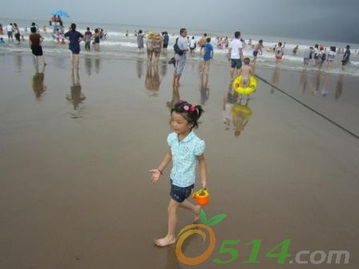 台州的海滩：沙子是细的，人是多的