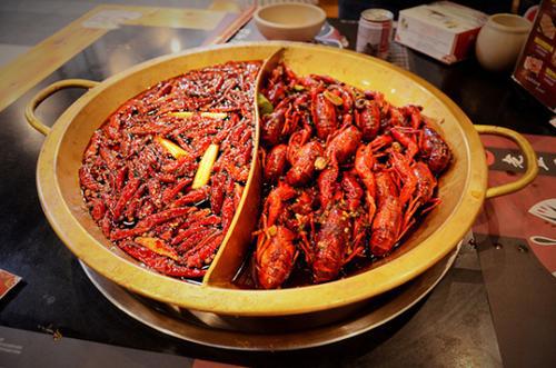 2. 水源洞豆腐：滑嫩又劲道