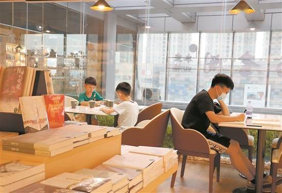 图书馆里的噪音能治好你的失眠！